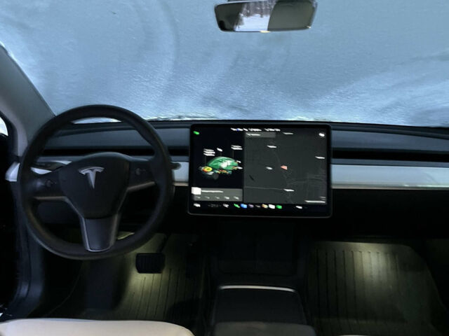 Черный Тесла Модель 3, объемом двигателя 0 л и пробегом 212 тыс. км за 18500 $, фото 8 на Automoto.ua