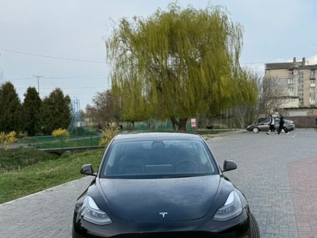 Чорний Тесла Модель 3, об'ємом двигуна 0 л та пробігом 134 тис. км за 14750 $, фото 4 на Automoto.ua