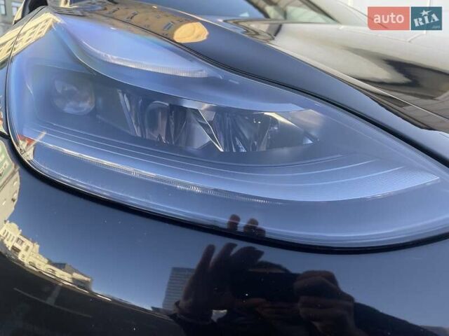 Чорний Тесла Модель 3, об'ємом двигуна 0 л та пробігом 26 тис. км за 31500 $, фото 11 на Automoto.ua