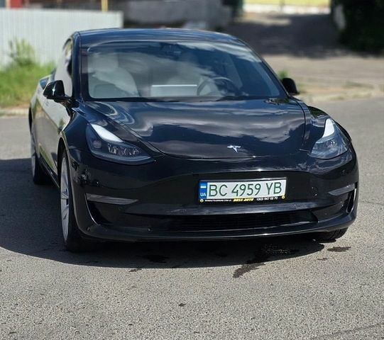 Черный Тесла Модель 3, объемом двигателя 0 л и пробегом 117 тыс. км за 19800 $, фото 6 на Automoto.ua