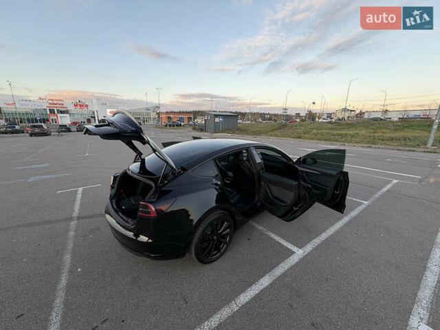 Тесла Модель 3 2021 у Києві на Automoto.ua Чорний Тесла Модель 3, об'ємом двигуна 0 л та пробігом 57 тис. км за 22000 $, фото 9 на Automoto.ua