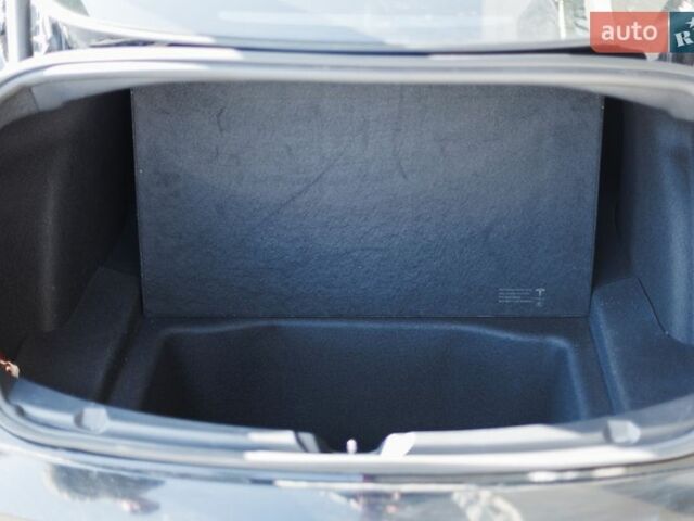 Чорний Тесла Модель 3, об'ємом двигуна 0 л та пробігом 65 тис. км за 27500 $, фото 12 на Automoto.ua