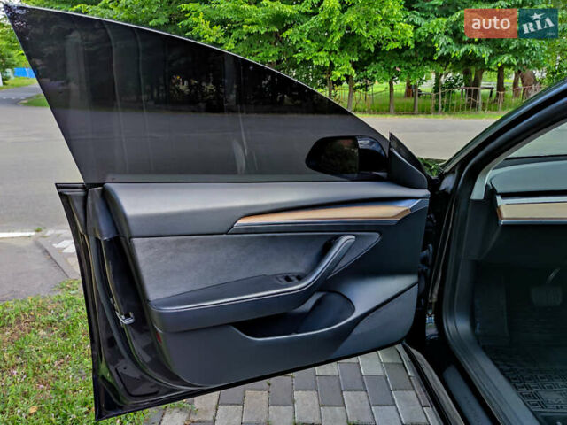 Черный Тесла Модель 3, объемом двигателя 0 л и пробегом 110 тыс. км за 19500 $, фото 17 на Automoto.ua