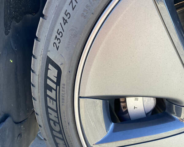 Черный Тесла Модель 3, объемом двигателя 0 л и пробегом 61 тыс. км за 26800 $, фото 32 на Automoto.ua