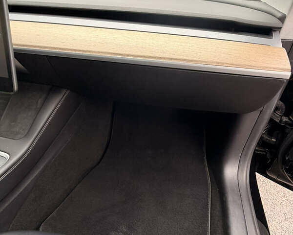 Чорний Тесла Модель 3, об'ємом двигуна 0 л та пробігом 88 тис. км за 21000 $, фото 4 на Automoto.ua