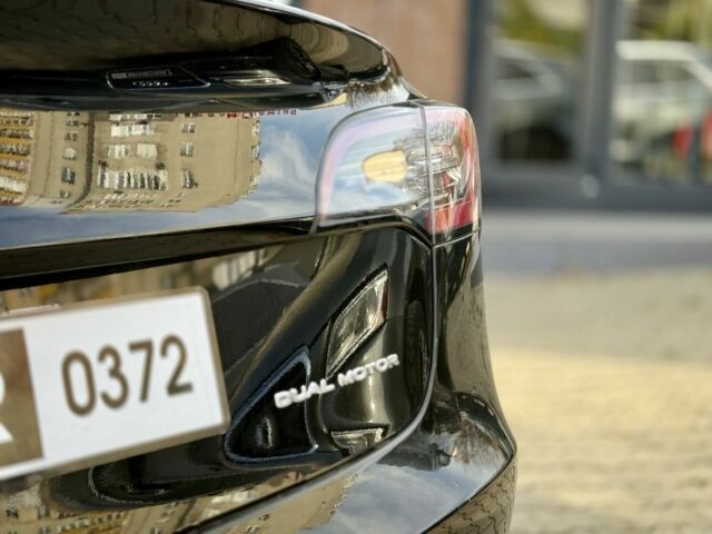 Чорний Тесла Модель 3, об'ємом двигуна 0 л та пробігом 81 тис. км за 19999 $, фото 17 на Automoto.ua