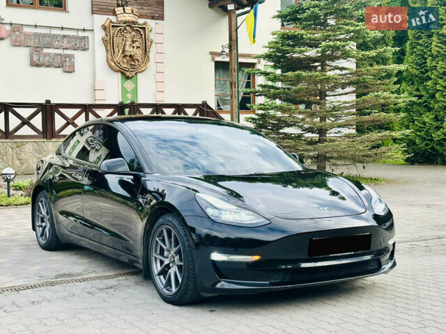Чорний Тесла Модель 3, об'ємом двигуна 0 л та пробігом 70 тис. км за 19900 $, фото 1 на Automoto.ua