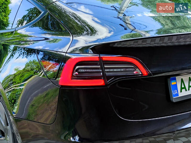 Черный Тесла Модель 3, объемом двигателя 0 л и пробегом 110 тыс. км за 19500 $, фото 15 на Automoto.ua