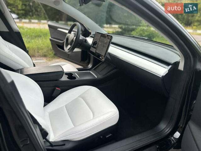Чорний Тесла Модель 3, об'ємом двигуна 0 л та пробігом 193 тис. км за 20800 $, фото 5 на Automoto.ua