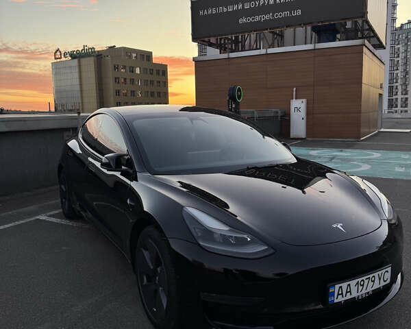 Черный Тесла Модель 3, объемом двигателя 0 л и пробегом 90 тыс. км за 24000 $, фото 4 на Automoto.ua