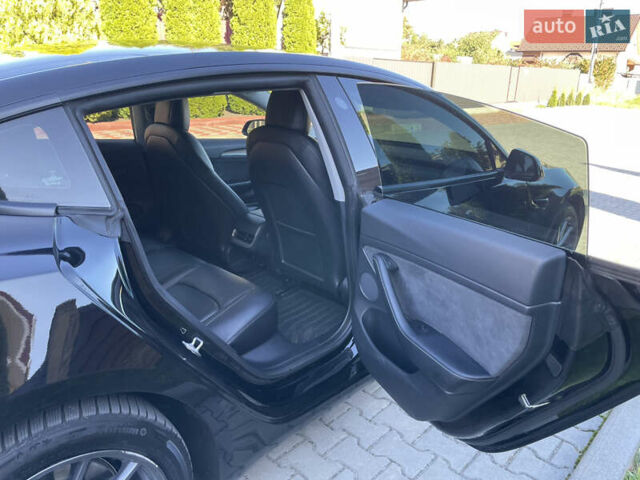 Чорний Тесла Модель 3, об'ємом двигуна 0 л та пробігом 68 тис. км за 21200 $, фото 29 на Automoto.ua