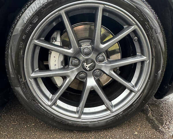 Чорний Тесла Модель 3, об'ємом двигуна 0 л та пробігом 90 тис. км за 20700 $, фото 21 на Automoto.ua