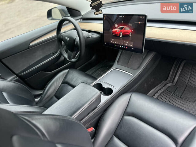 Чорний Тесла Модель 3, об'ємом двигуна 0 л та пробігом 154 тис. км за 17399 $, фото 15 на Automoto.ua