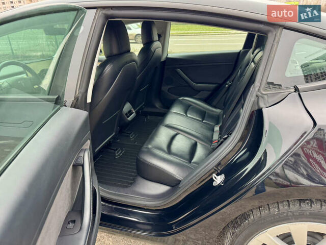 Чорний Тесла Модель 3, об'ємом двигуна 0 л та пробігом 160 тис. км за 17999 $, фото 29 на Automoto.ua