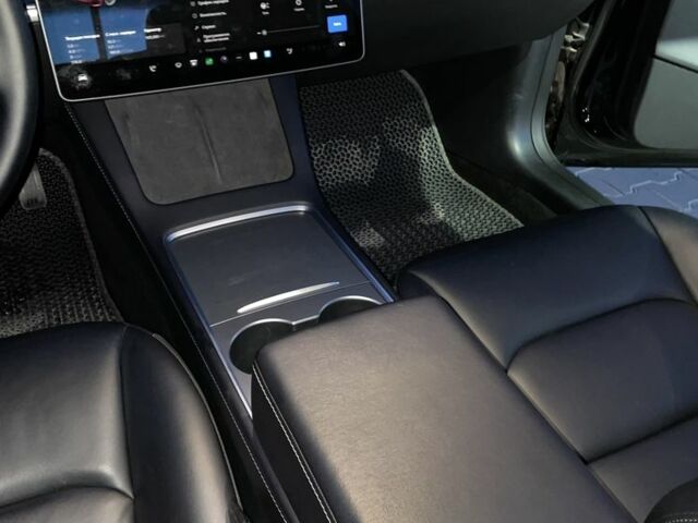 Черный Тесла Модель 3, объемом двигателя 0 л и пробегом 119 тыс. км за 16000 $, фото 5 на Automoto.ua