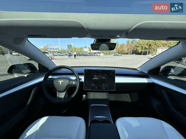Тесла Модель 3 2022 у Запоріжжя на Automoto.ua Чорний Тесла Модель 3, об'ємом двигуна 0 л та пробігом 25 тис. км за 25499 $, фото 10 на Automoto.ua