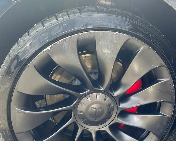 Чорний Тесла Модель 3, об'ємом двигуна 0 л та пробігом 45 тис. км за 25990 $, фото 7 на Automoto.ua