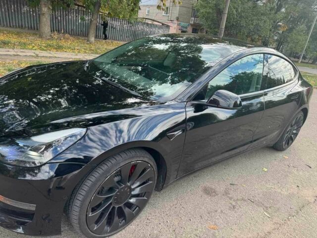 Чорний Тесла Модель 3, об'ємом двигуна 0 л та пробігом 112 тис. км за 24999 $, фото 1 на Automoto.ua