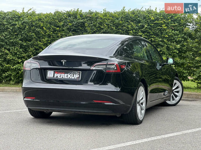 Тесла Модель 3 2022 в Киеве на Automoto.ua Черный Тесла Модель 3, объемом двигателя 0 л и пробегом 135 тыс. км за 19299 $, фото 20 на Automoto.ua