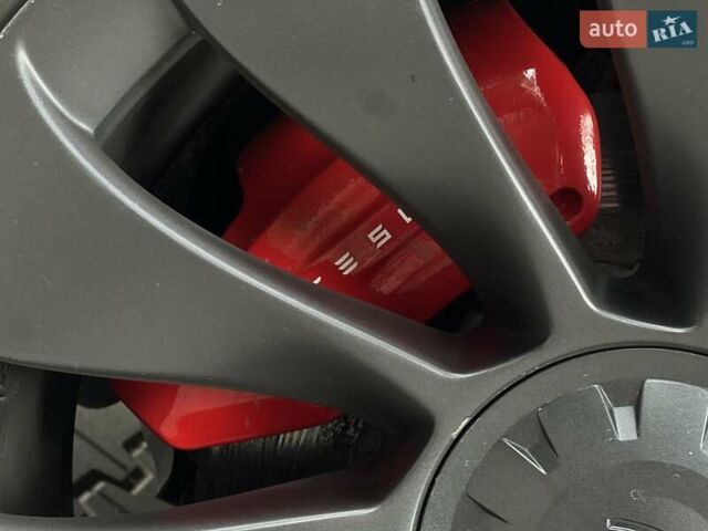Тесла Модель 3 2022 у Львові на Automoto.ua Чорний Тесла Модель 3, об'ємом двигуна 0 л та пробігом 75 тис. км за 27500 $, фото 35 на Automoto.ua