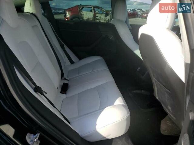 Чорний Тесла Модель 3, об'ємом двигуна 0 л та пробігом 67 тис. км за 5500 $, фото 9 на Automoto.ua