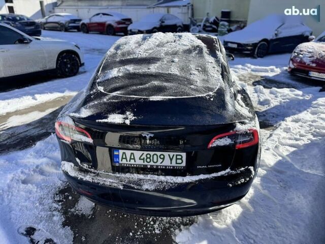 Черный Тесла Модель 3, объемом двигателя 0 л и пробегом 59 тыс. км за 21900 $, фото 4 на Automoto.ua