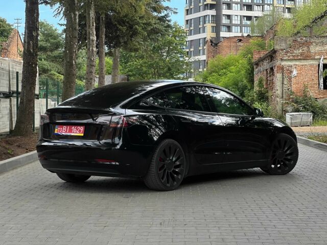 Чорний Тесла Модель 3, об'ємом двигуна 0 л та пробігом 75 тис. км за 25500 $, фото 5 на Automoto.ua