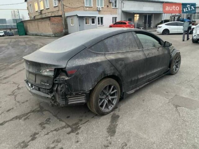 Черный Тесла Модель 3, объемом двигателя 0 л и пробегом 78 тыс. км за 17000 $, фото 4 на Automoto.ua