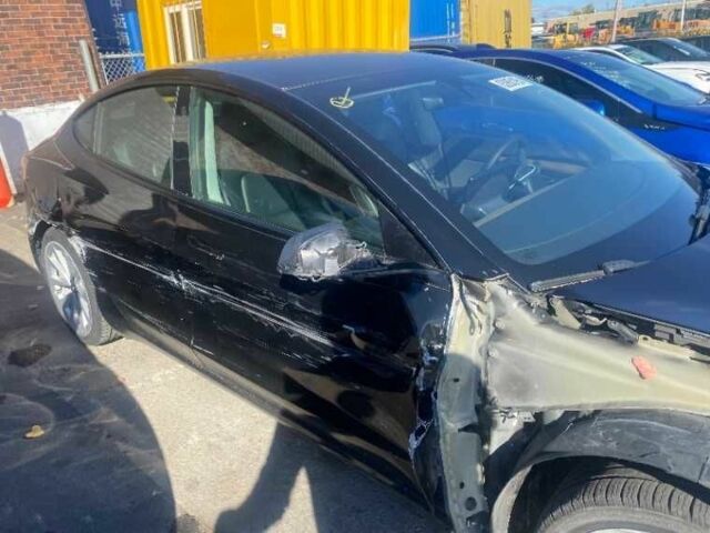 Черный Тесла Модель 3, объемом двигателя 0 л и пробегом 196 тыс. км за 13300 $, фото 3 на Automoto.ua