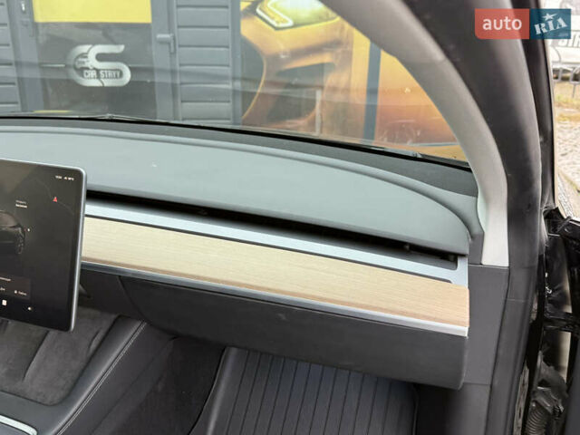 Черный Тесла Модель 3, объемом двигателя 0 л и пробегом 116 тыс. км за 20999 $, фото 30 на Automoto.ua