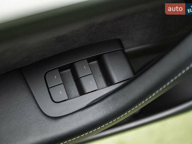 Черный Тесла Модель 3, объемом двигателя 0 л и пробегом 16 тыс. км за 27500 $, фото 27 на Automoto.ua