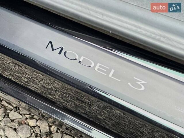 Чорний Тесла Модель 3, об'ємом двигуна 0 л та пробігом 45 тис. км за 25000 $, фото 10 на Automoto.ua