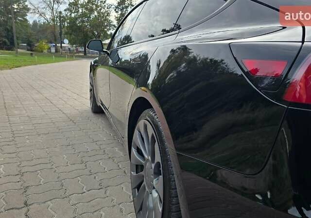 Чорний Тесла Модель 3, об'ємом двигуна 0 л та пробігом 42 тис. км за 22000 $, фото 14 на Automoto.ua