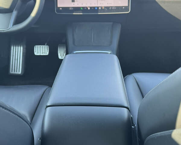 Черный Тесла Модель 3, объемом двигателя 0 л и пробегом 53 тыс. км за 20800 $, фото 16 на Automoto.ua