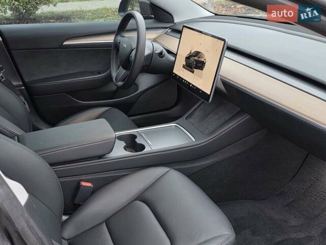 Чорний Тесла Модель 3, об'ємом двигуна 0 л та пробігом 38 тис. км за 24000 $, фото 22 на Automoto.ua