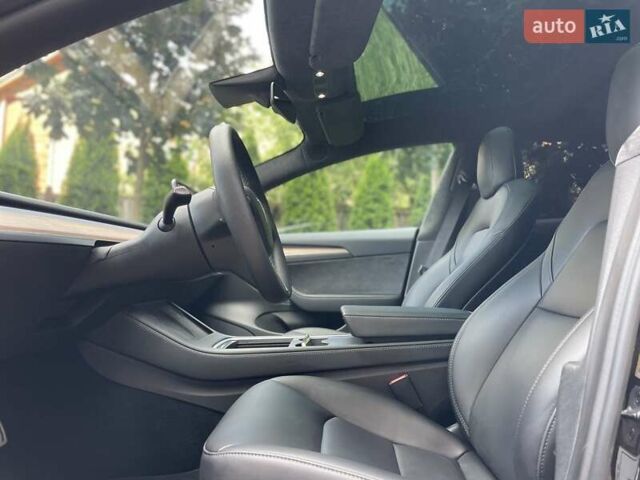 Чорний Тесла Модель 3, об'ємом двигуна 0 л та пробігом 90 тис. км за 30000 $, фото 12 на Automoto.ua