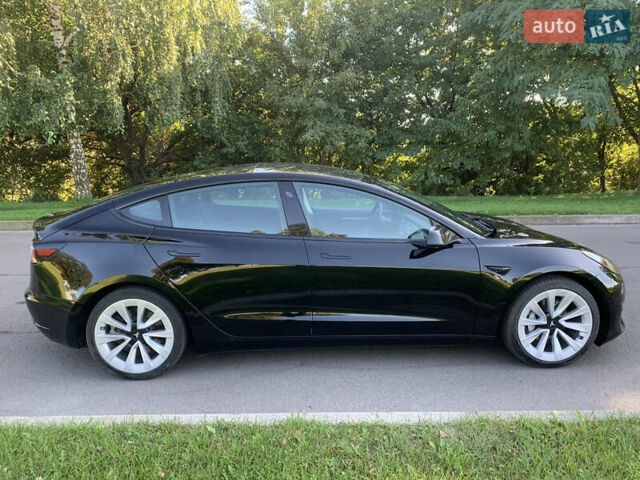 Тесла Модель 3 2022 в Киеве на Automoto.ua Черный Тесла Модель 3, объемом двигателя 0 л и пробегом 93 тыс. км за 19950 $, фото 3 на Automoto.ua