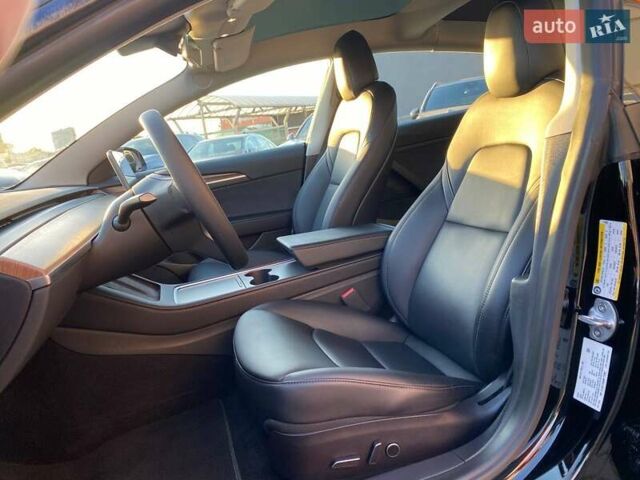 Тесла Модель 3 2022 в Львове на Automoto.ua Черный Тесла Модель 3, объемом двигателя 0 л и пробегом 61 тыс. км за 21900 $, фото 13 на Automoto.ua