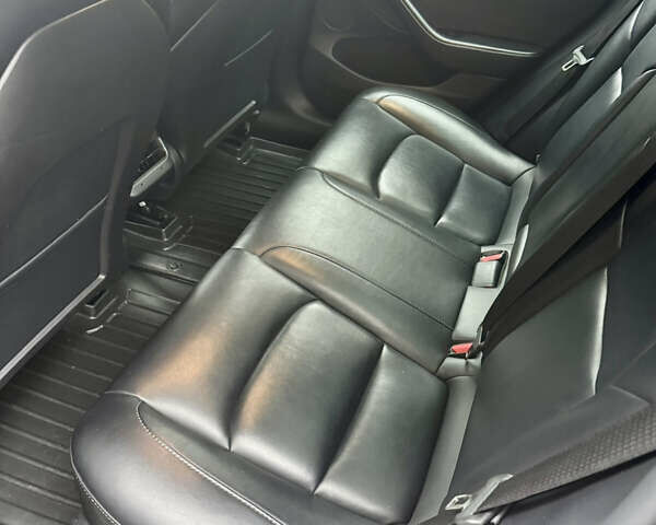 Черный Тесла Модель 3, объемом двигателя 0 л и пробегом 160 тыс. км за 18000 $, фото 15 на Automoto.ua