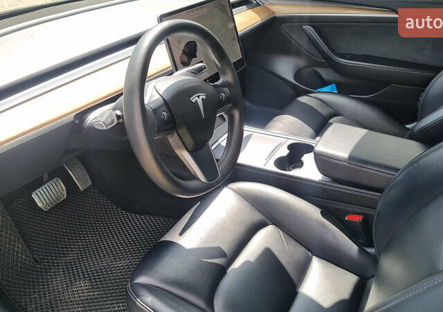 Чорний Тесла Модель 3, об'ємом двигуна 0 л та пробігом 129 тис. км за 21490 $, фото 8 на Automoto.ua