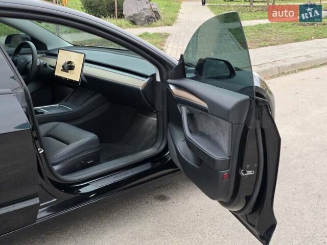Чорний Тесла Модель 3, об'ємом двигуна 0 л та пробігом 38 тис. км за 24000 $, фото 20 на Automoto.ua