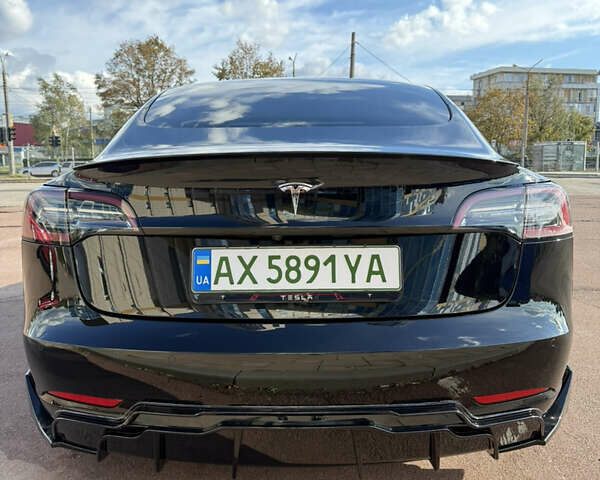 Чорний Тесла Модель 3, об'ємом двигуна 0 л та пробігом 45 тис. км за 18500 $, фото 4 на Automoto.ua