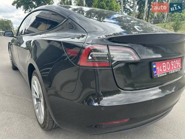 Чорний Тесла Модель 3, об'ємом двигуна 0 л та пробігом 60 тис. км за 22300 $, фото 16 на Automoto.ua