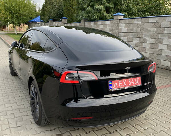 Чорний Тесла Модель 3, об'ємом двигуна 0 л та пробігом 31 тис. км за 25100 $, фото 11 на Automoto.ua