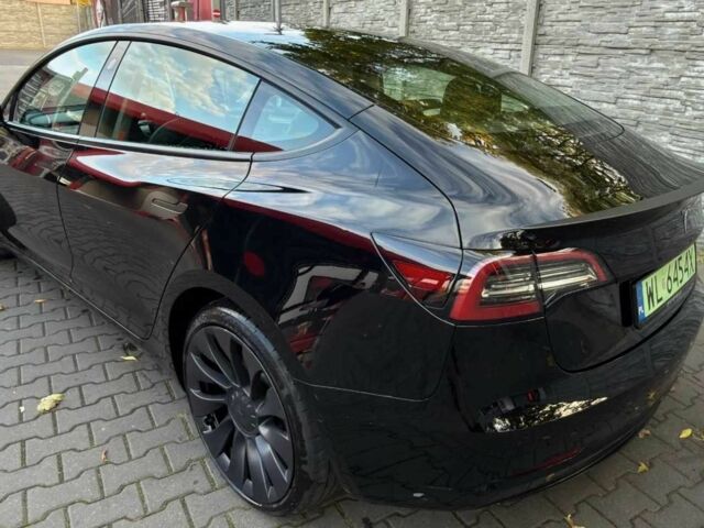 Черный Тесла Модель 3, объемом двигателя 0 л и пробегом 70 тыс. км за 13900 $, фото 5 на Automoto.ua
