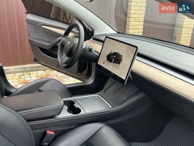 Чорний Тесла Модель 3, об'ємом двигуна 0 л та пробігом 94 тис. км за 20500 $, фото 6 на Automoto.ua