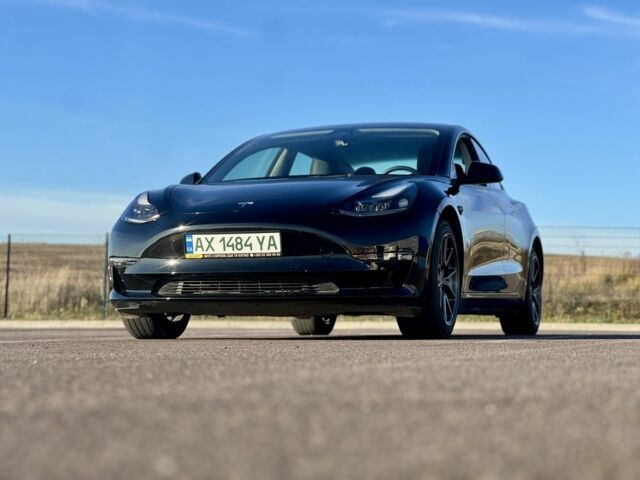 Чорний Тесла Модель 3, об'ємом двигуна 0 л та пробігом 14 тис. км за 19999 $, фото 2 на Automoto.ua