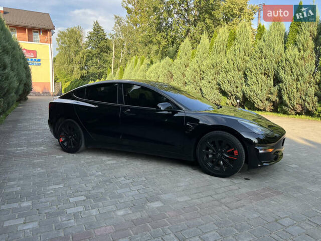 Чорний Тесла Модель 3, об'ємом двигуна 0 л та пробігом 112 тис. км за 22900 $, фото 3 на Automoto.ua