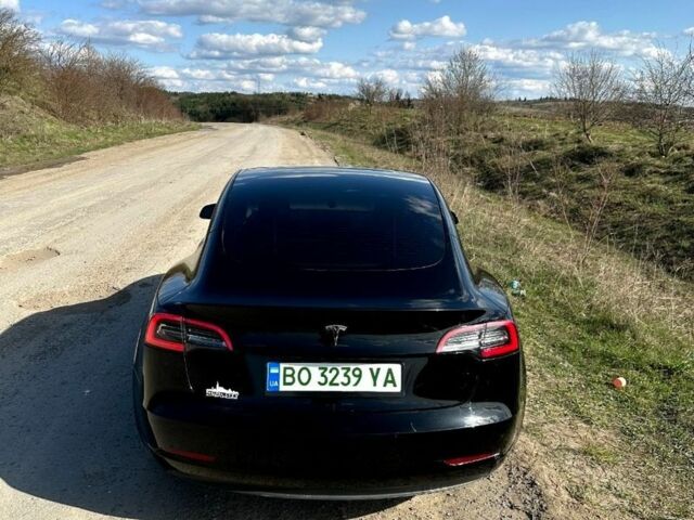 Чорний Тесла Модель 3, об'ємом двигуна 0 л та пробігом 93 тис. км за 19900 $, фото 9 на Automoto.ua