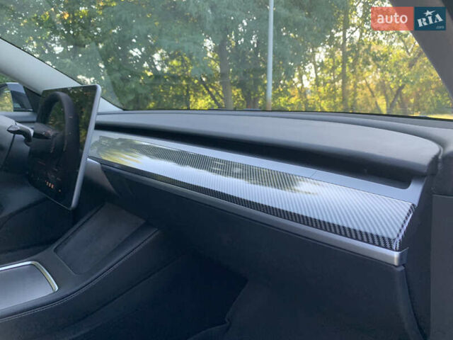 Тесла Модель 3 2022 в Киеве на Automoto.ua Черный Тесла Модель 3, объемом двигателя 0 л и пробегом 93 тыс. км за 19950 $, фото 16 на Automoto.ua